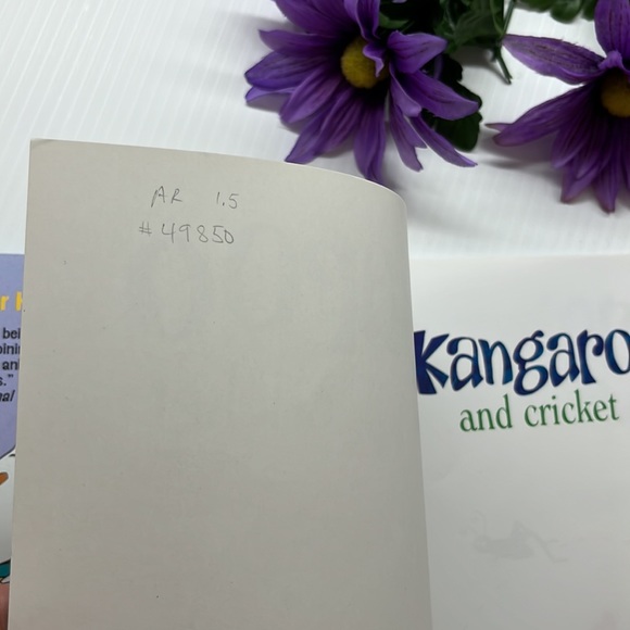 Children Books 📚 - Picture 6 of 10